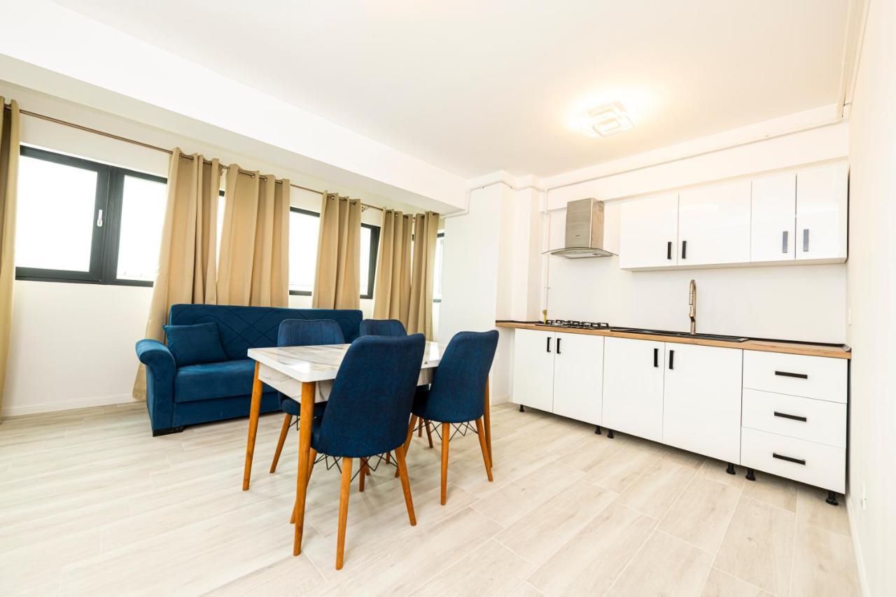 Apart Hotel Fusion Tower Iasi Eksteriør billede