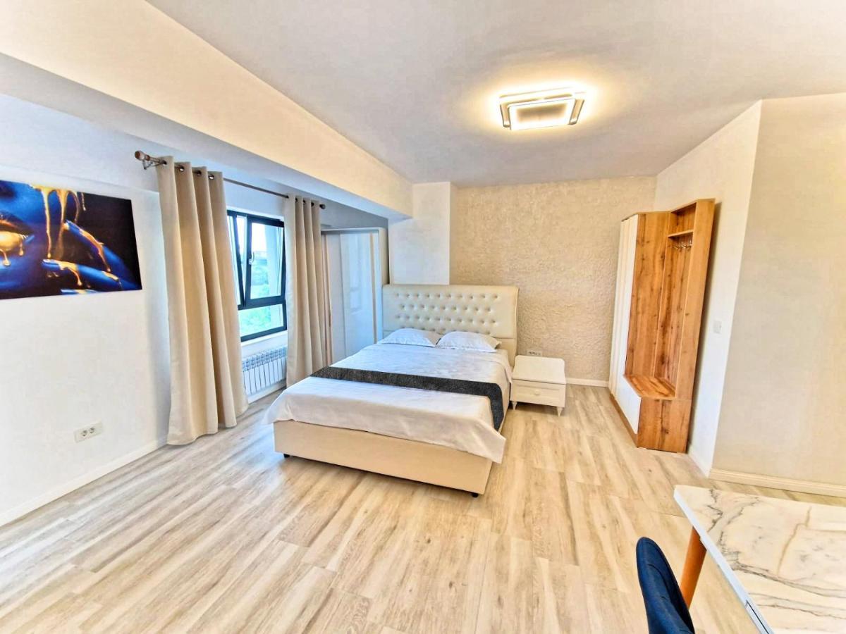 Apart Hotel Fusion Tower Iasi Eksteriør billede